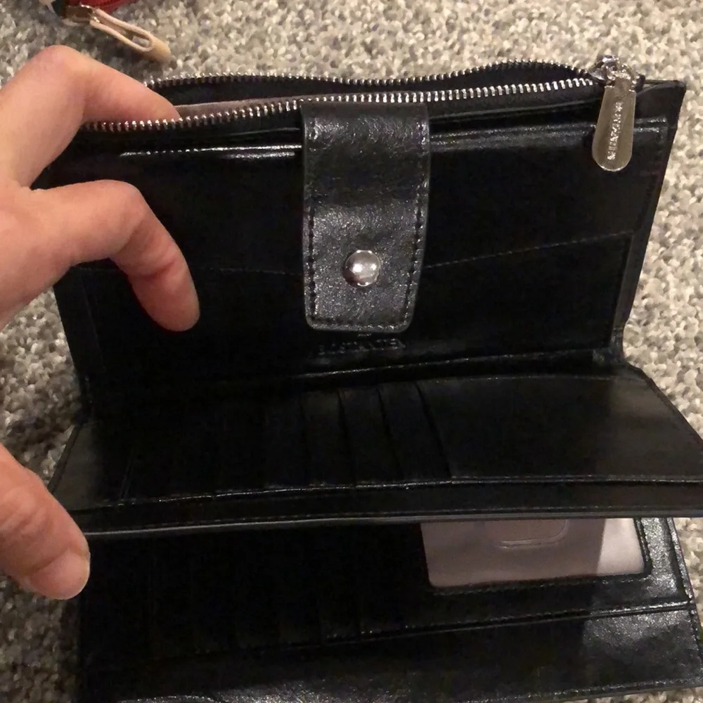 Bostanten Black Leather Wallet - Picture 5 of 10